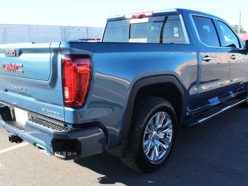 New 2026 GMC Sierra 1500 Denali w/ Technology Package image 16