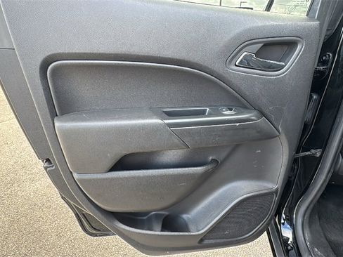 Used 2018 Chevrolet Colorado LT w/ LT Convenience Package image 21