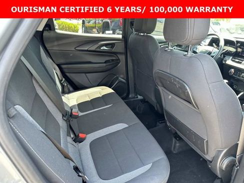 Certified 2025 Chevrolet TrailBlazer LT AWD/4WD image 12