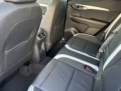 Used 2025 Buick Envision Sport Touring image 13