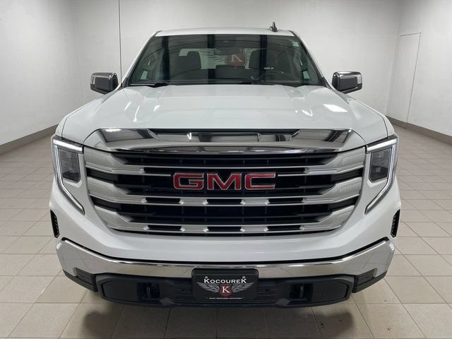 Used 2023 GMC Sierra 1500 SLE AWD/4WD image 2