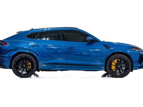 Used 2024 Lamborghini Urus S image 9