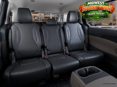 New 2026 Kia Carnival EX image 16