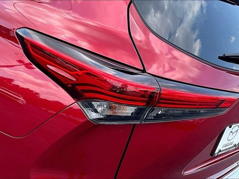 Used 2020 Toyota Highlander Platinum AWD/4WD image 31