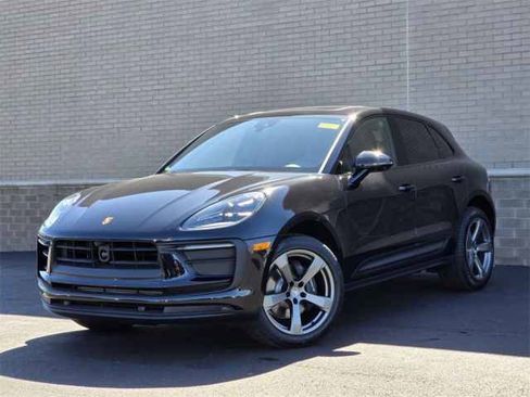 New 2025 Porsche Macan image 1