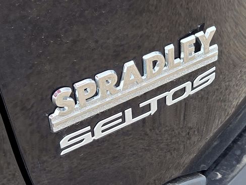 Used 2026 Kia Seltos S AWD/4WD image 12