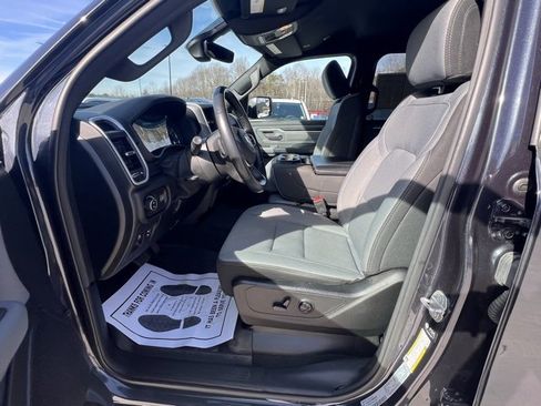 Used 2021 RAM 1500 Big Horn image 12