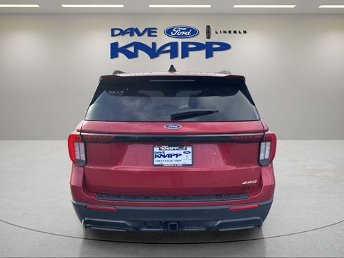 Used 2026 Ford Explorer ST-Line w/ ST-Line Street Pack AWD/4WD image 7