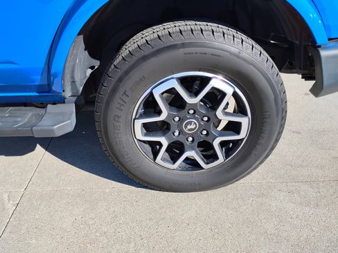 Used 2022 Ford Bronco Outer Banks image 24