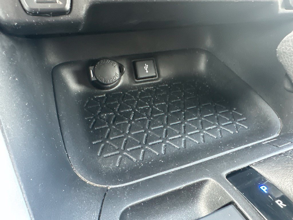 Used 2021 Toyota RAV4 XLE w/ Carpet Mat Package (TMS) AWD/4WD image 49