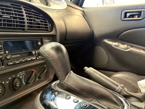 Used 2000 Plymouth Prowler image 23