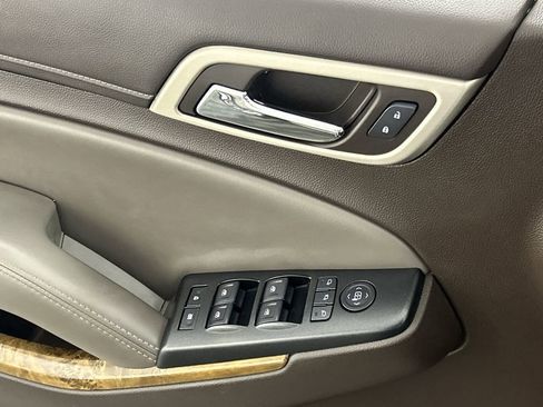 Used 2016 GMC Yukon Denali w/ Open Road Package image 20