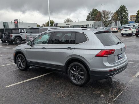 Used 2022 Volkswagen Tiguan SE FWD image 8