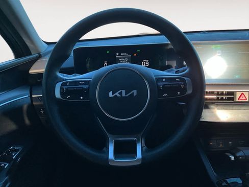 Used 2025 Kia K5 LXS image 19