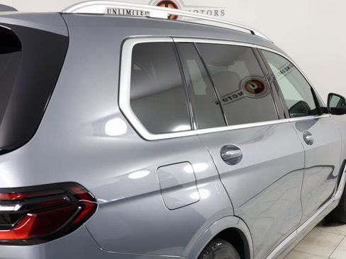 Used 2023 BMW X7 xDrive40i w/ Executive Package image 47