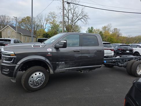 New 2026 RAM 5500 Laramie w/ Laramie Trim Package image 18
