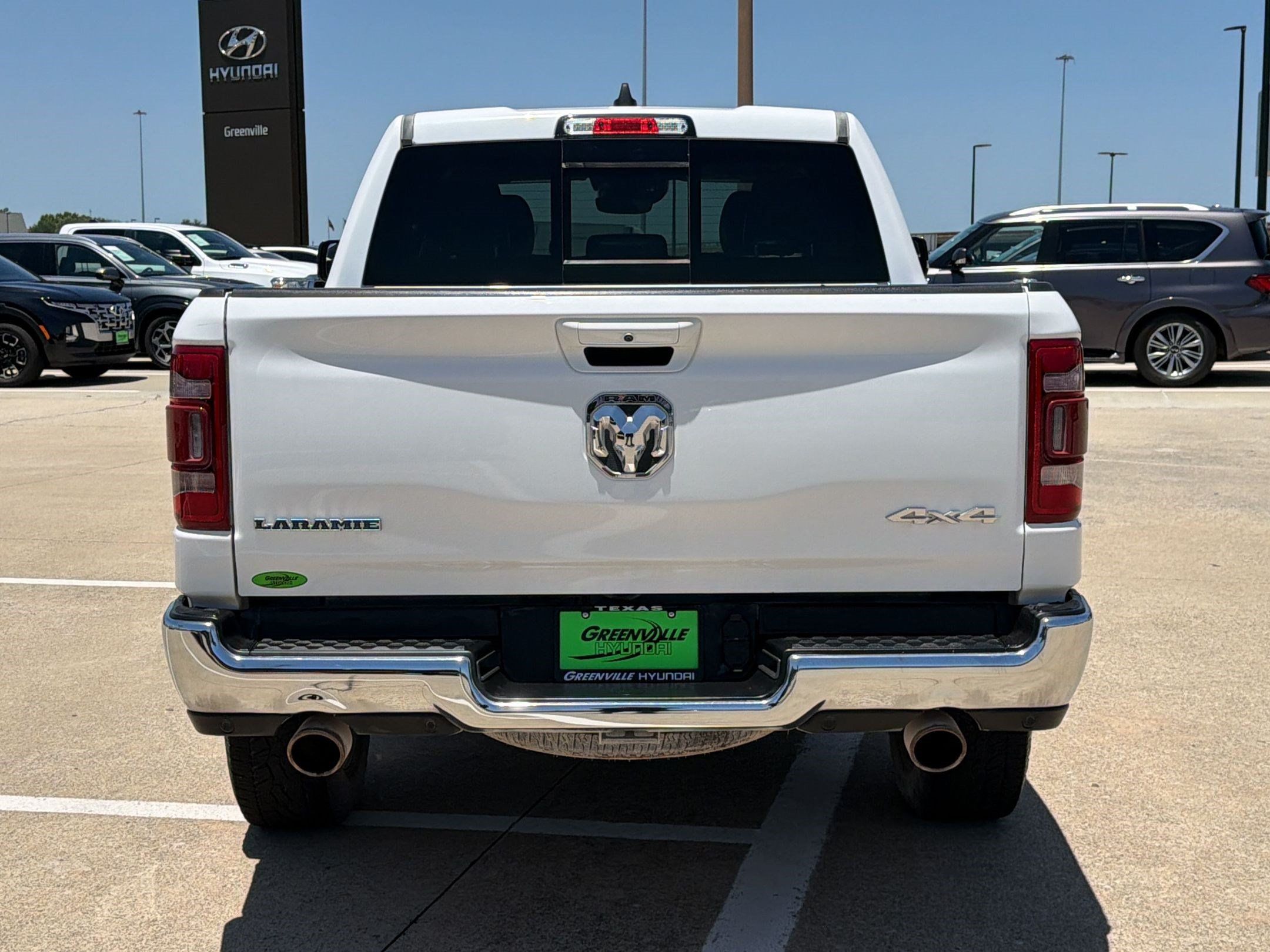 Used 2023 RAM 1500 Laramie AWD/4WD image 10