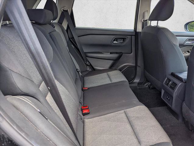 Used 2024 Nissan Rogue SV AWD/4WD image 29
