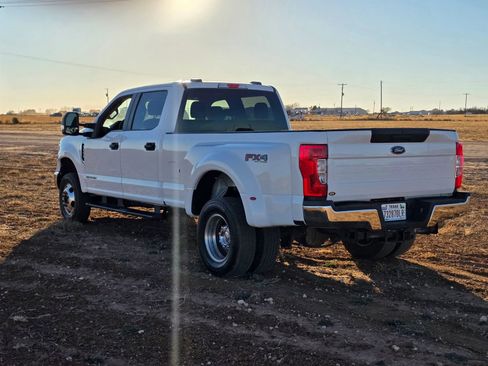 Used 2022 Ford F350 XL w/ STX Appearance Package image 5