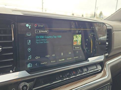 Used 2024 Chevrolet Silverado 3500 LT w/ Convenience Package image 31