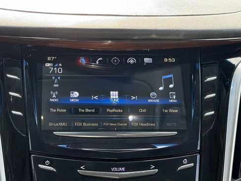 Certified 2019 Cadillac Escalade Luxury RWD image 17