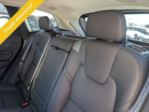 Used 2024 Volvo XC60 T8 Plus w/ Protection Package Premier image 14