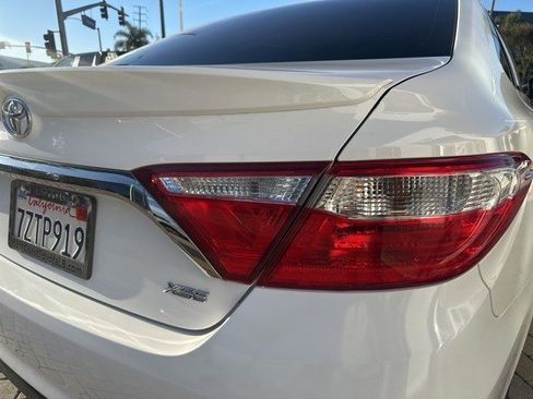 Used 2017 Toyota Camry XSE image 7