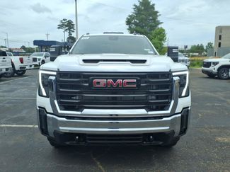New 2026 GMC Sierra 3500 Pro w/ Convenience Package AWD/4WD video 2