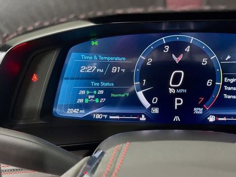 Used 2024 Chevrolet Corvette Stingray Premium Conv w/ Z51 Performance Package RWD image 13