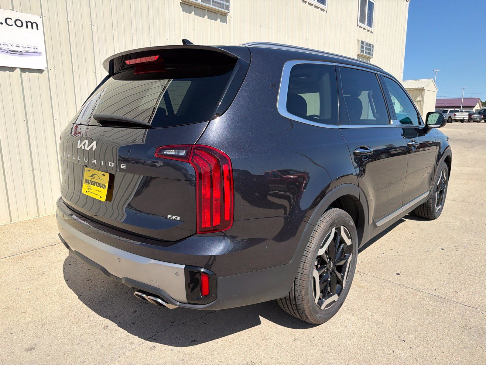 Used 2025 Kia Telluride S AWD/4WD image 7