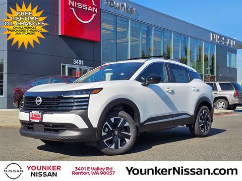 New 2026 Nissan Kicks SV image 1