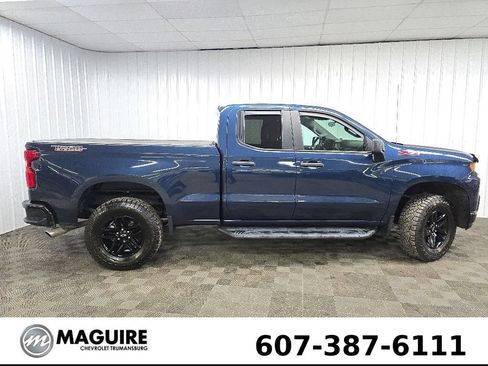 Used 2020 Chevrolet Silverado 1500 Custom Trail Boss w/ Custom Convenience Package AWD/4WD image 2