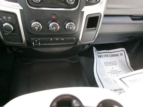 Used 2016 RAM 2500 SLT AWD/4WD image 11