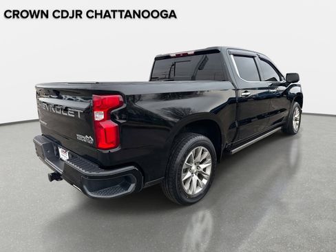Used 2019 Chevrolet Silverado 1500 High Country w/ Technology Package image 5