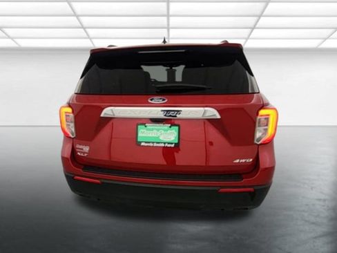 Certified 2024 Ford Explorer XLT AWD/4WD image 8