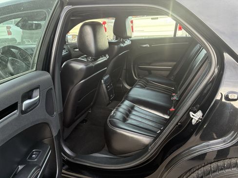 Used 2023 Chrysler 300 S image 3