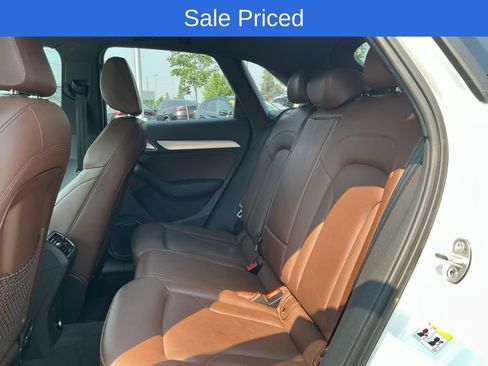 Used 2018 Audi Q3 2.0T Premium Plus w/ Premium Plus Package AWD/4WD image 22