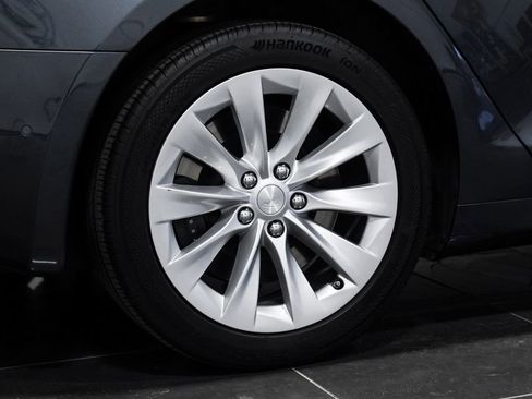 Used 2018 Tesla Model S 75D image 61