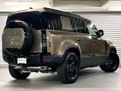 Certified 2026 Land Rover Defender 110 S AWD/4WD image 13