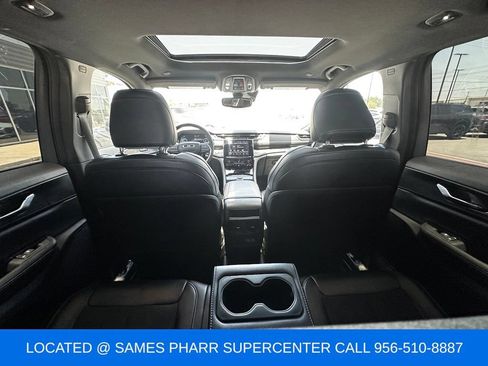 Used 2024 Jeep Grand Cherokee Altitude RWD image 24