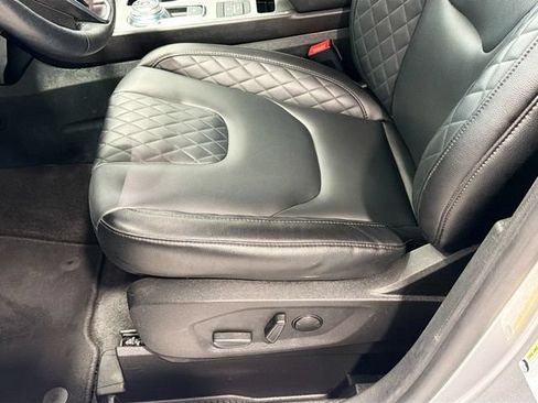 Used 2024 Ford Edge Titanium AWD/4WD image 16