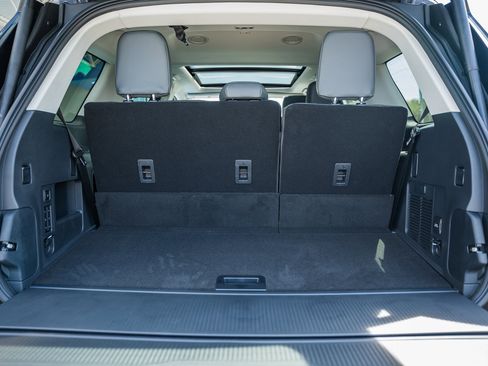 New 2026 Ford Expedition Active image 10