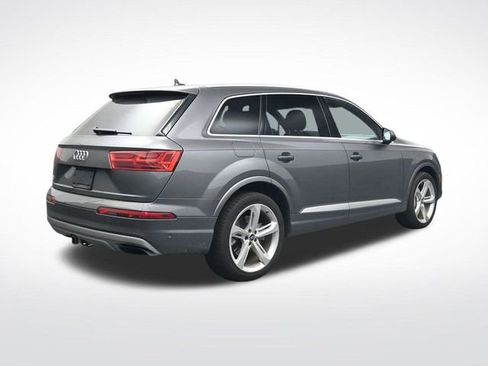 Used 2019 Audi Q7 3.0T Prestige image 4