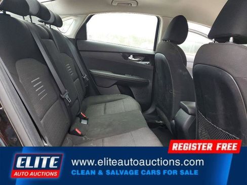 Used 2019 Kia Forte S image 20
