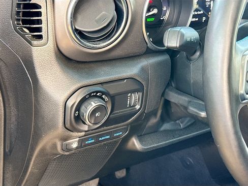 Used 2023 Jeep Wrangler Unlimited Rubicon 4xe w/ Cold Weather Group AWD/4WD image 11