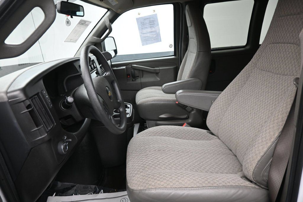 Used 2023 Chevrolet Express 3500 LS RWD image 24