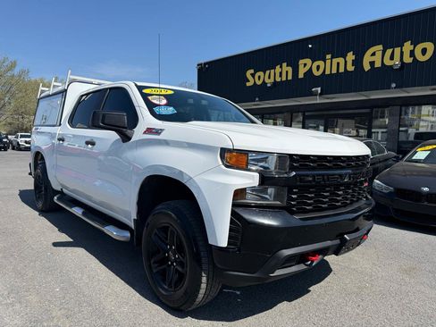 Used 2019 Chevrolet Silverado 1500 Custom Trail Boss AWD/4WD image 2