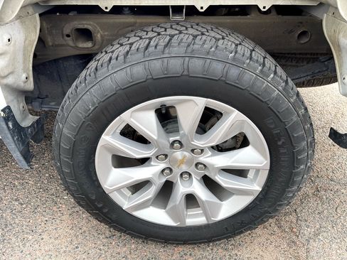 Used 2021 Chevrolet Silverado 1500 Custom image 31