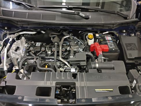 New 2026 Nissan Kicks SR w/ Cold Weather Package AWD/4WD image 28