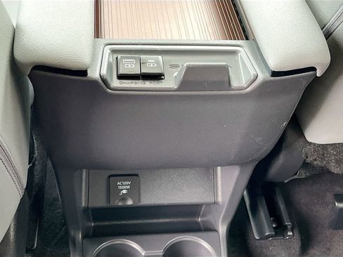 Used 2024 Toyota Sienna XLE w/ XLE Plus Package image 26